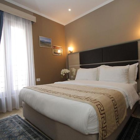 Capital Tirana Hotel Bruci Zewnętrze zdjęcie