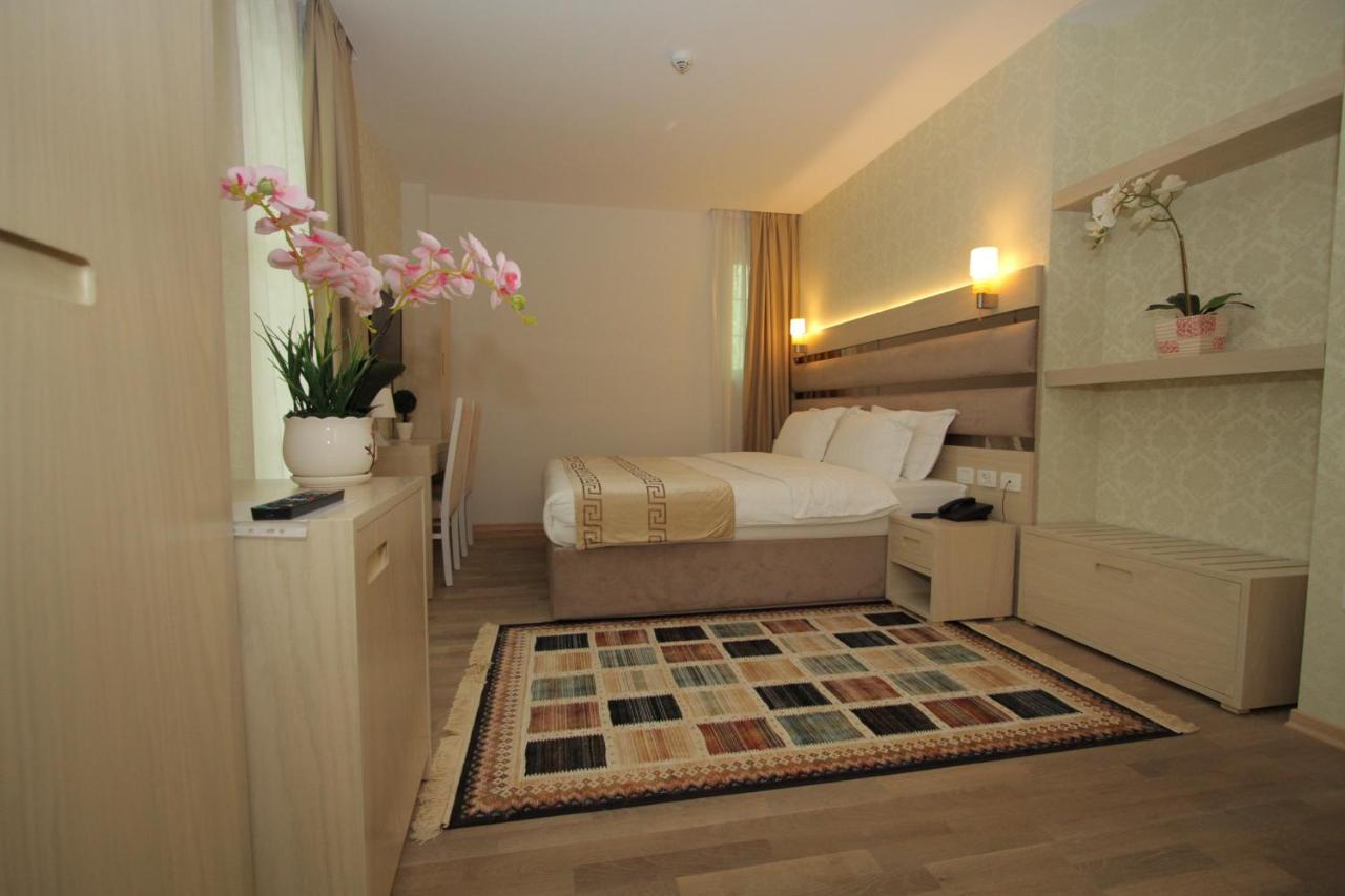 Capital Tirana Hotel Bruci Zewnętrze zdjęcie