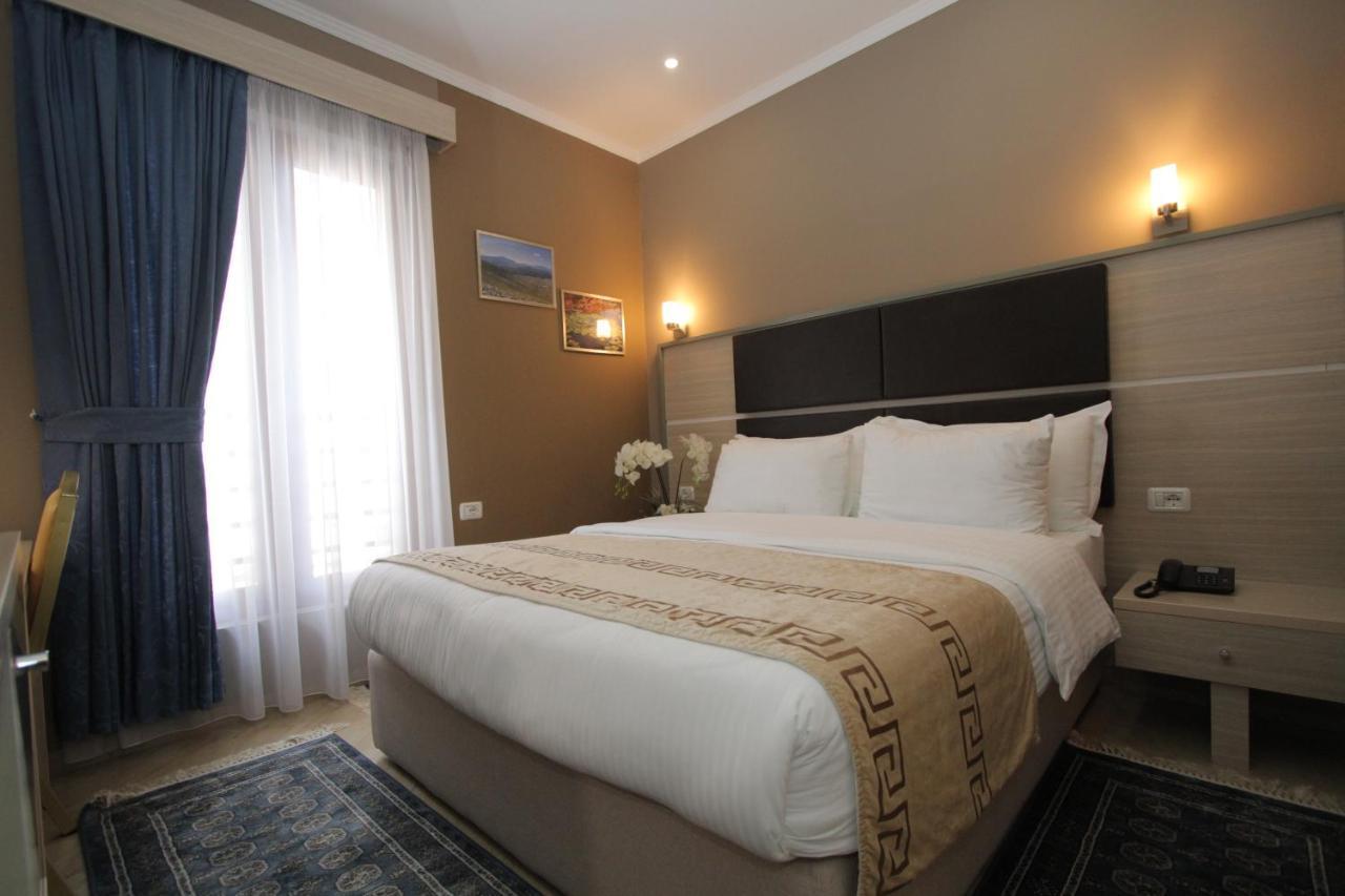 Capital Tirana Hotel Bruci Zewnętrze zdjęcie