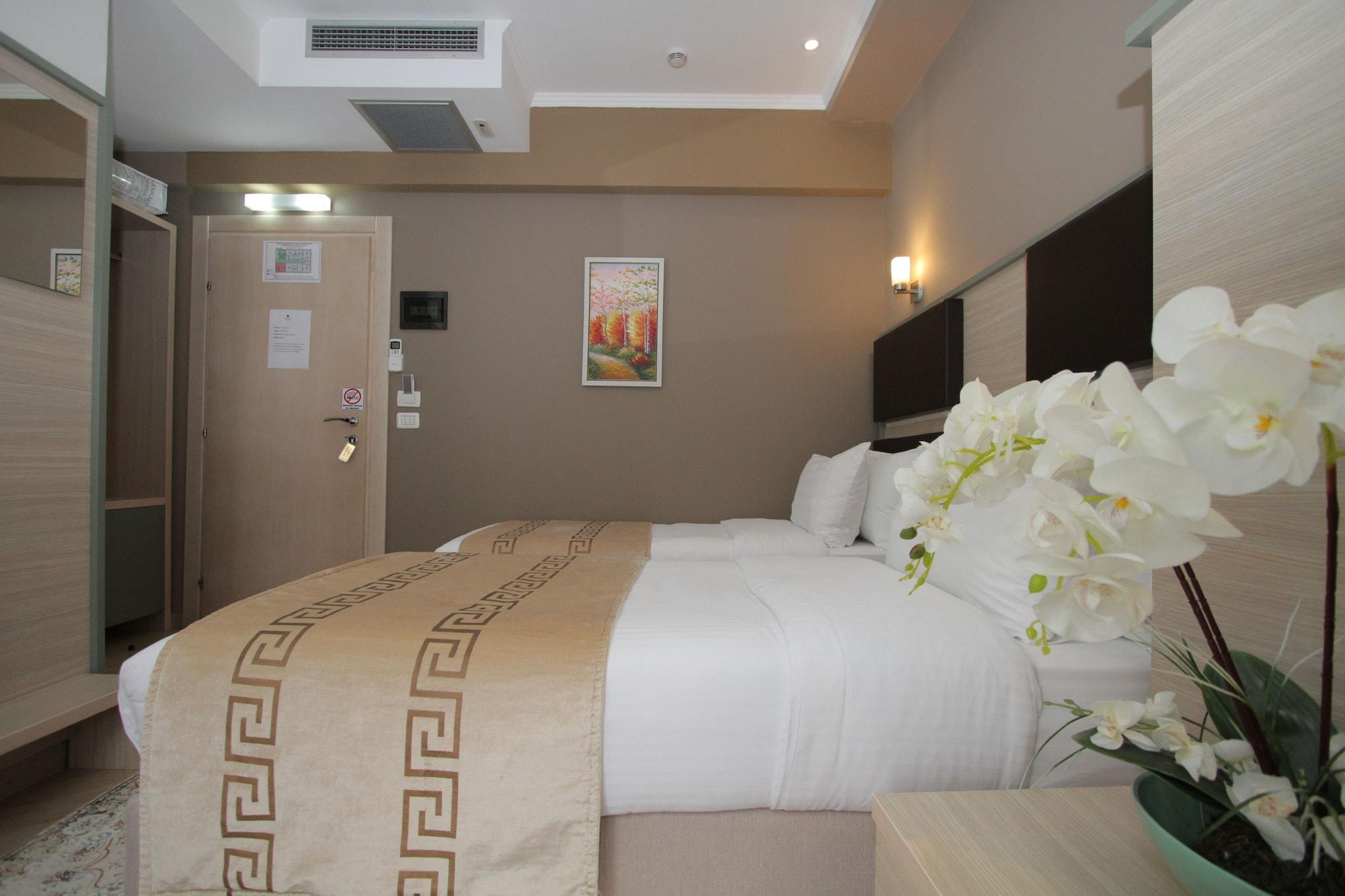Capital Tirana Hotel Bruci Zewnętrze zdjęcie